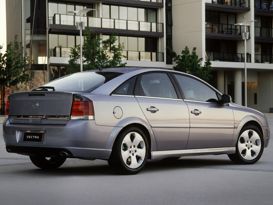  Holden Vectra Hatchback 2003 года  (фото 5 из 18)